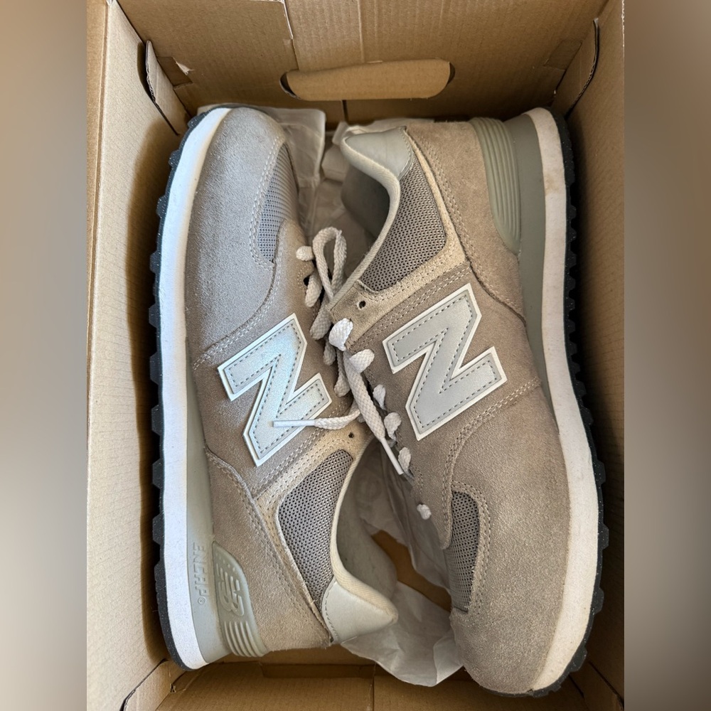 New Balance Gray Sneakers Classic Retro Design